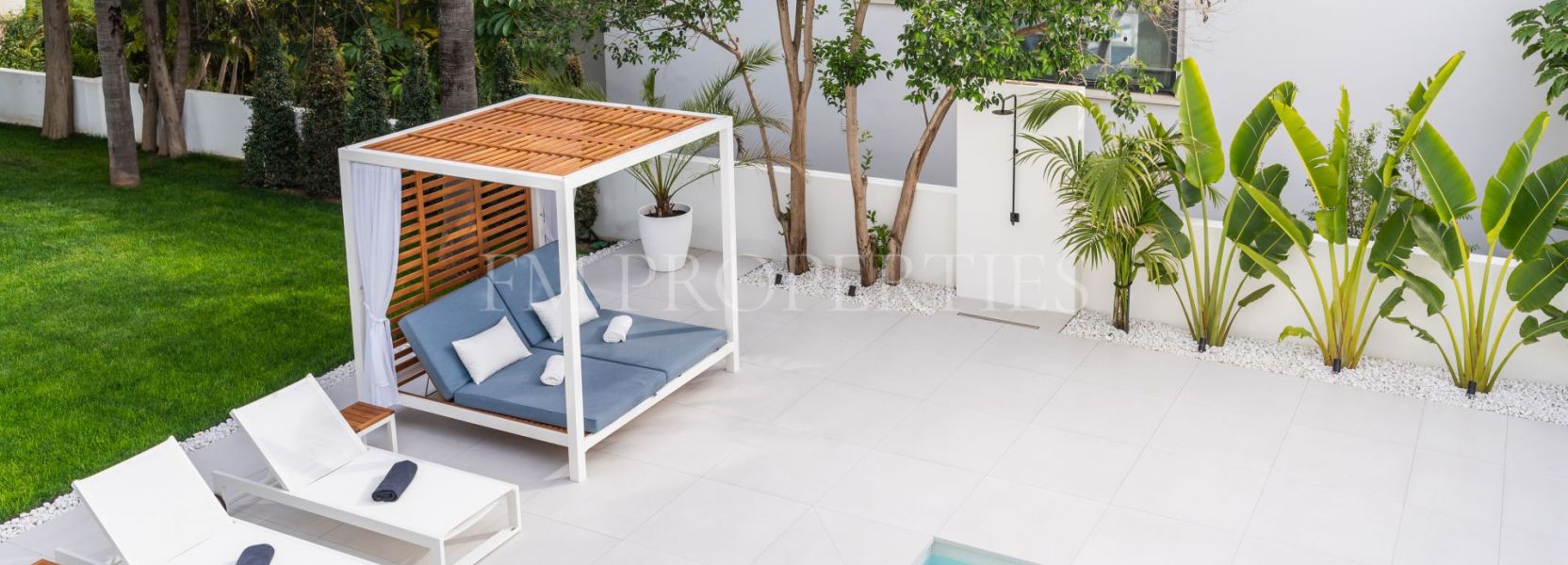 Villa  in Marbesa, Marbella East, Marbella