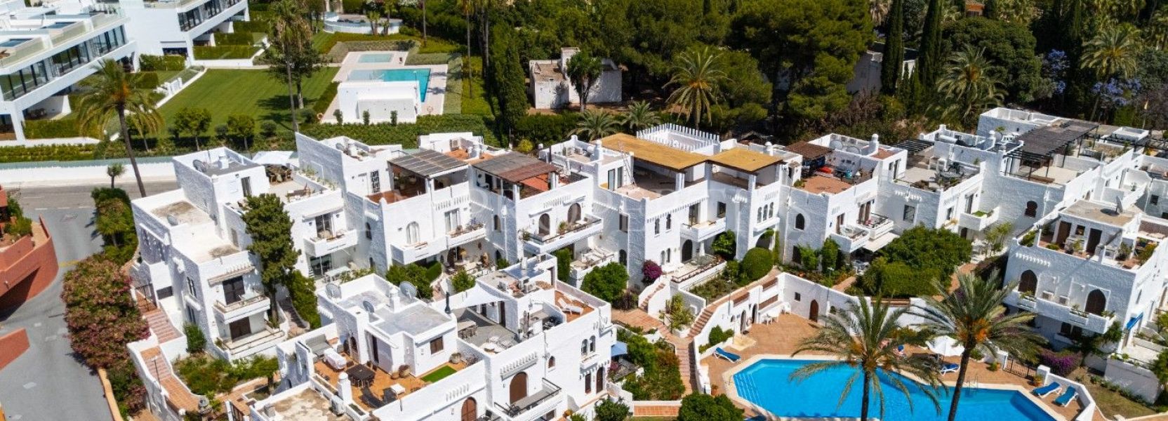 Duplex Penthouse in Pueblo Arabesque, Nueva Andalucia, Marbella