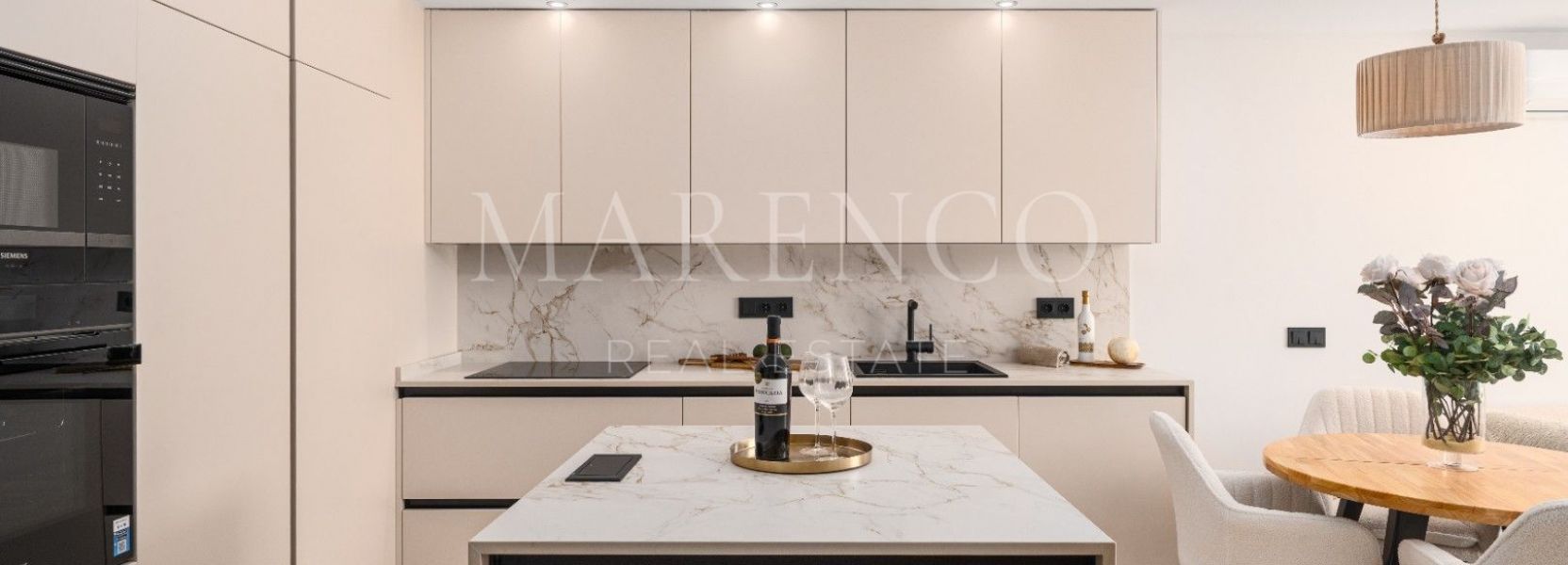 Duplex Penthouse à Pueblo Arabesque, Nueva Andalucia, Marbella