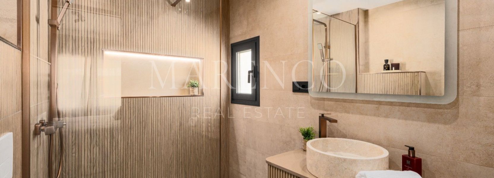 Duplex Penthouse à Pueblo Arabesque, Nueva Andalucia, Marbella