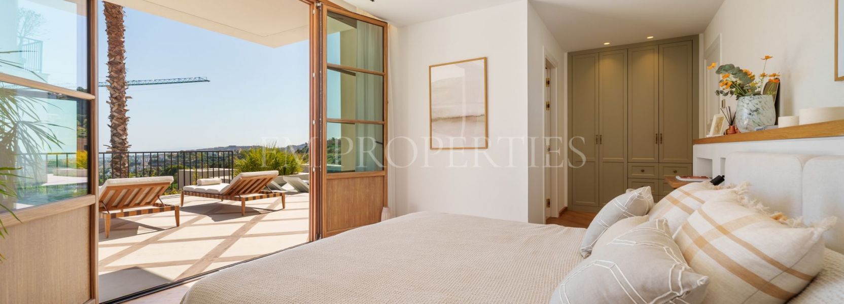 Villa  in The Hills, Benahavis