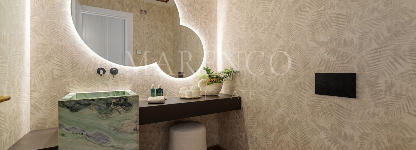 Villa  in The Hills, Benahavis