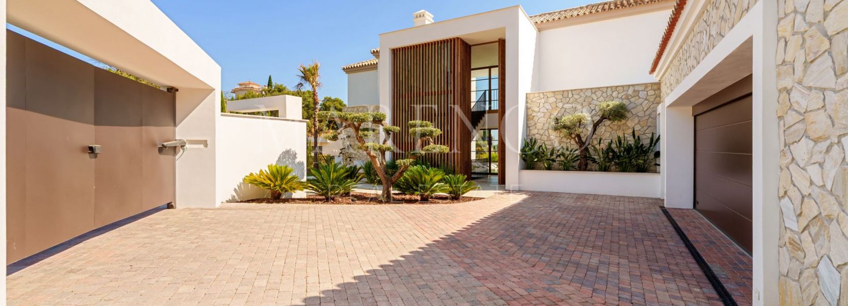 Villa  in The Hills, Benahavis