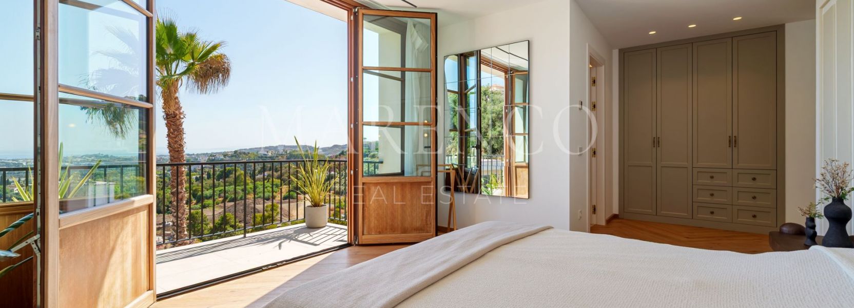 Villa  in The Hills, Benahavis