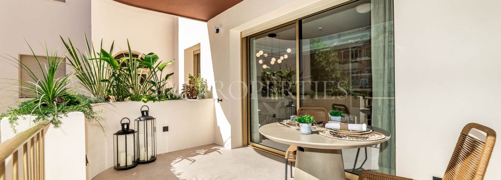 Apartment  in Nueva Andalucia, Marbella