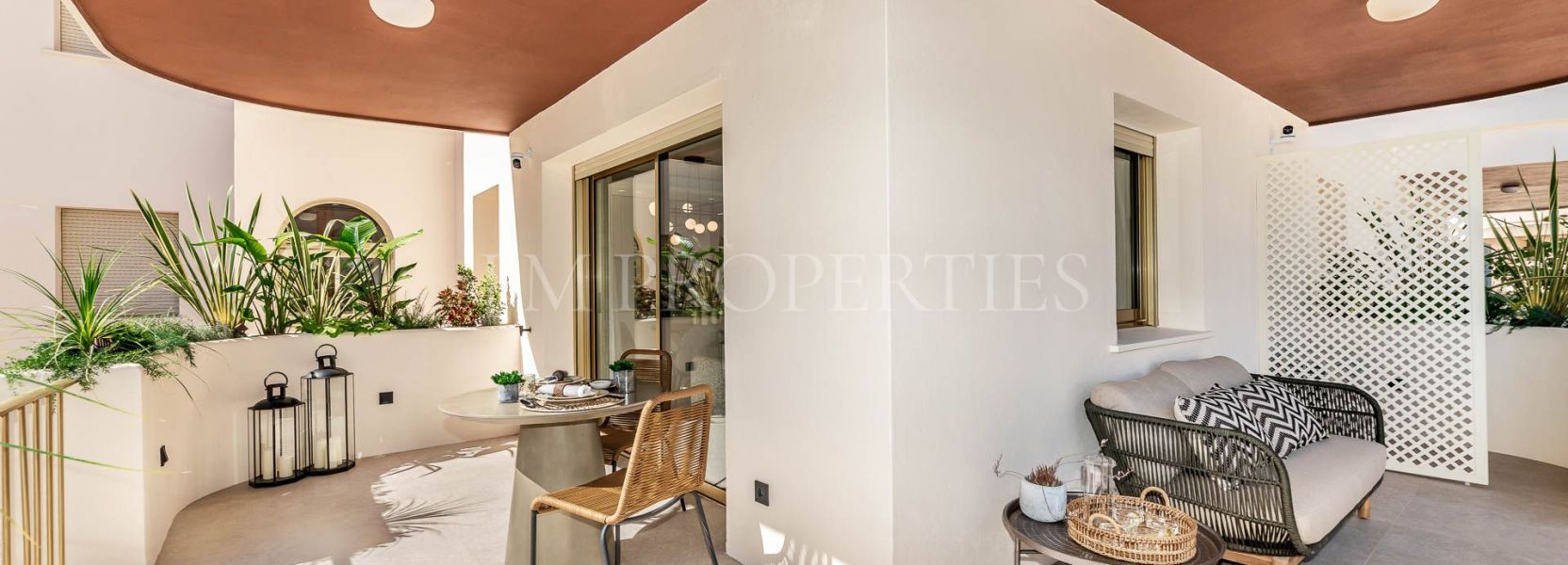 Apartment  in Nueva Andalucia, Marbella