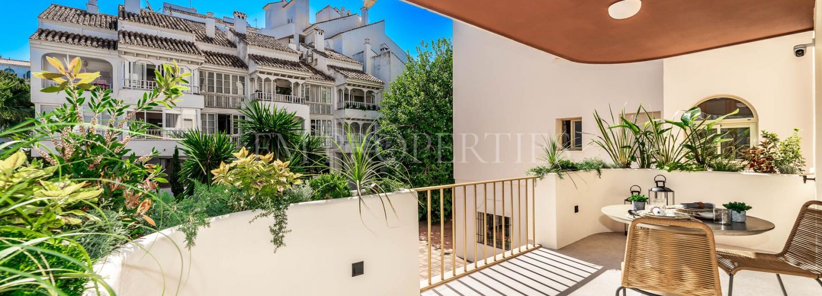 Apartment  in Nueva Andalucia, Marbella