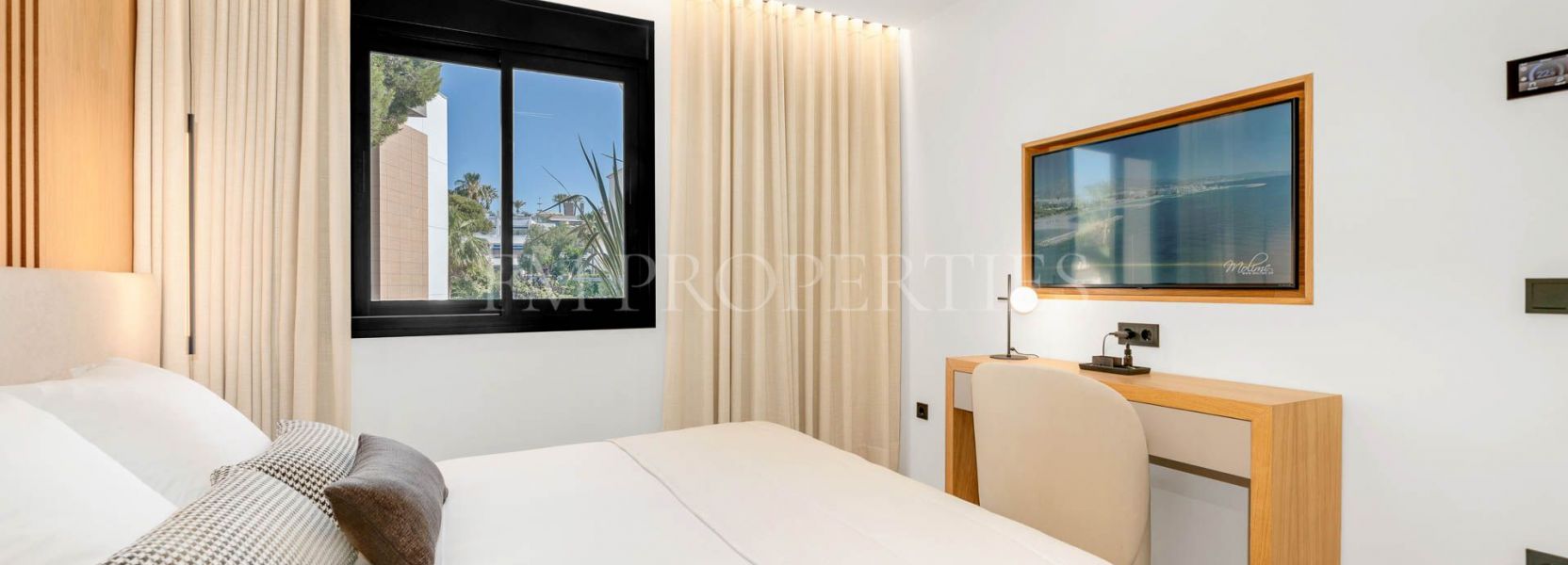Apartment  in Nueva Andalucia, Marbella