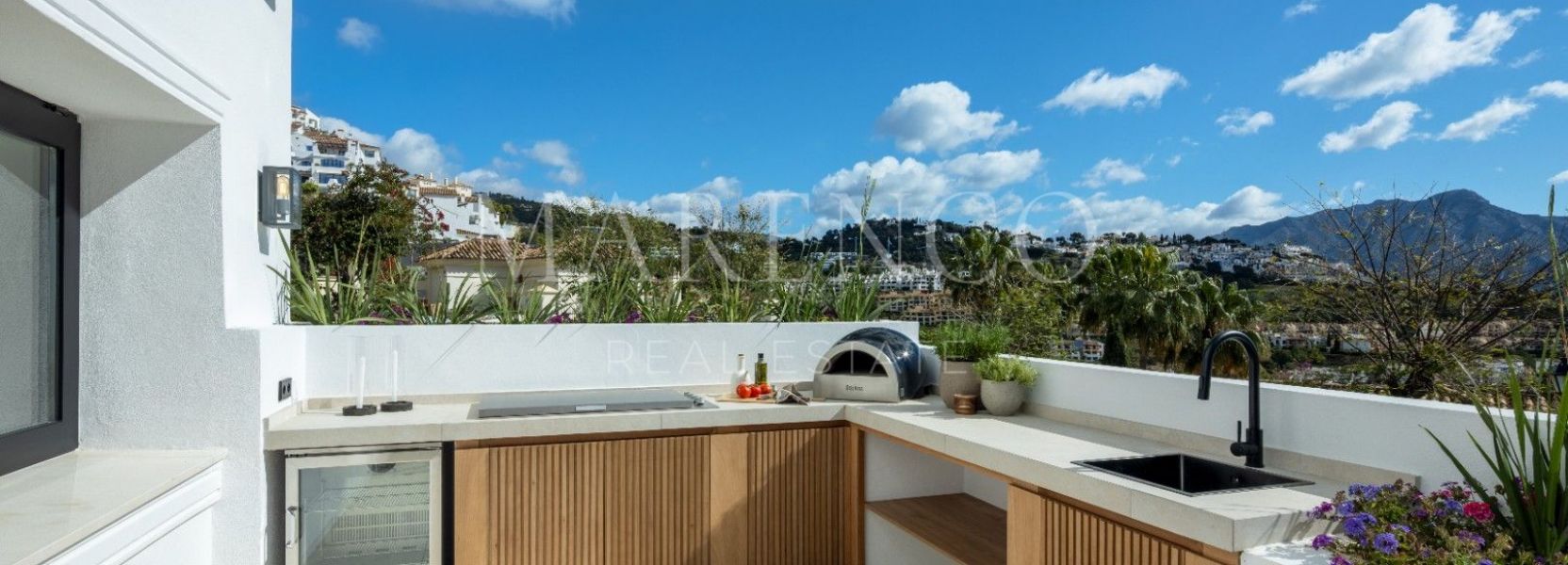 Villa  en Los Arqueros, Benahavis