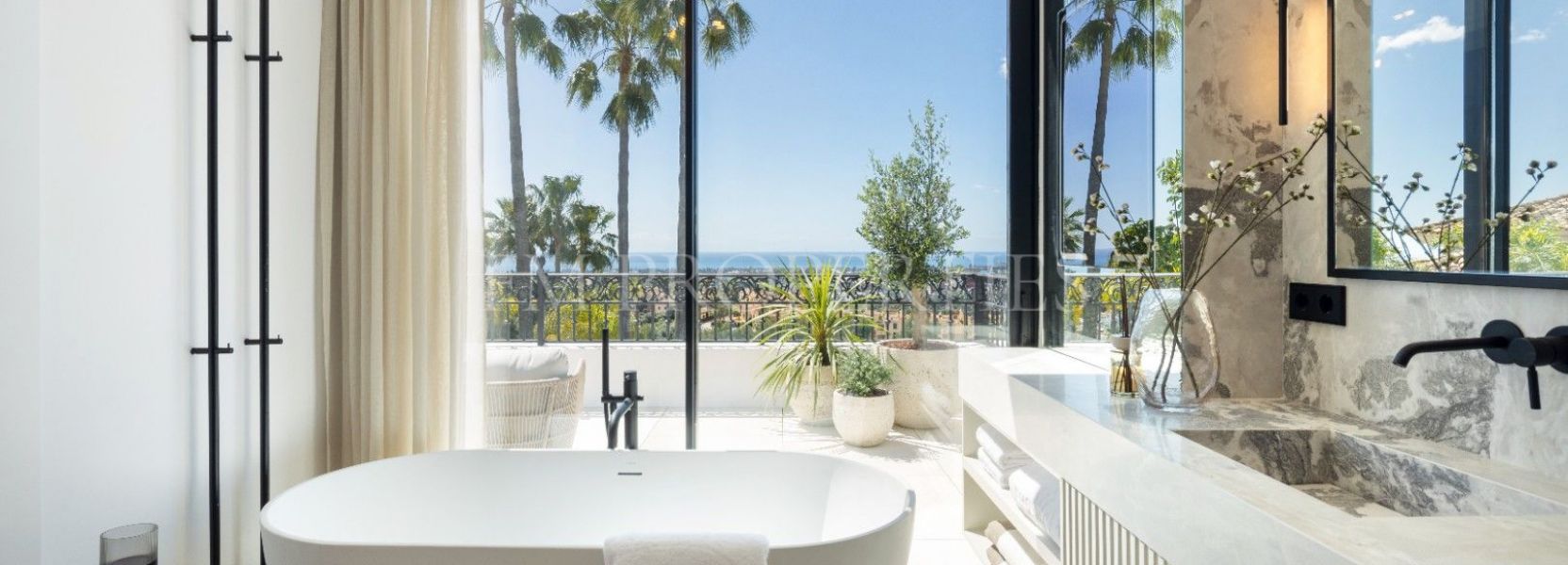 Villa  en Los Arqueros, Benahavis