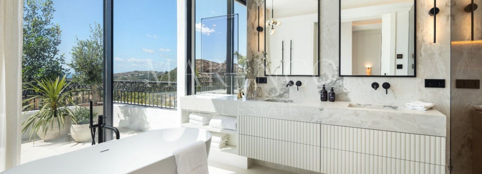 Villa  en Los Arqueros, Benahavis