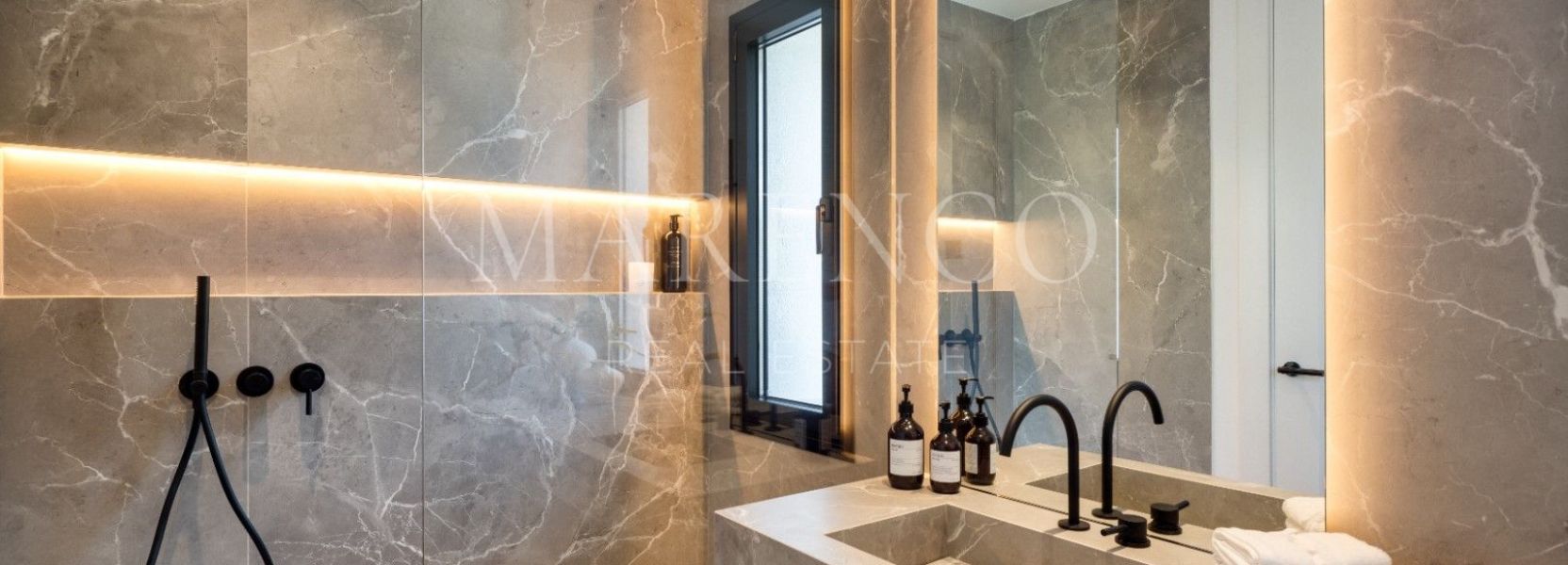 Villa  en Los Arqueros, Benahavis