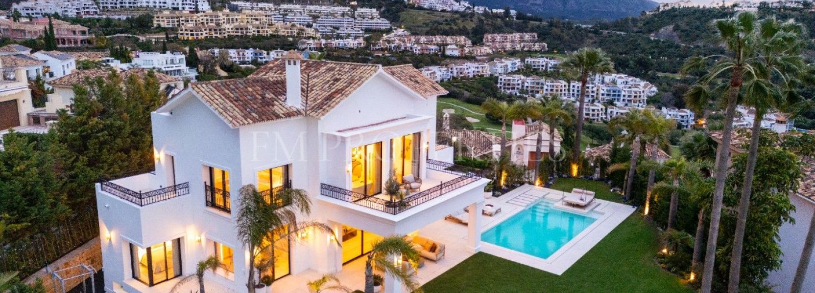 Villa  en Los Arqueros, Benahavis