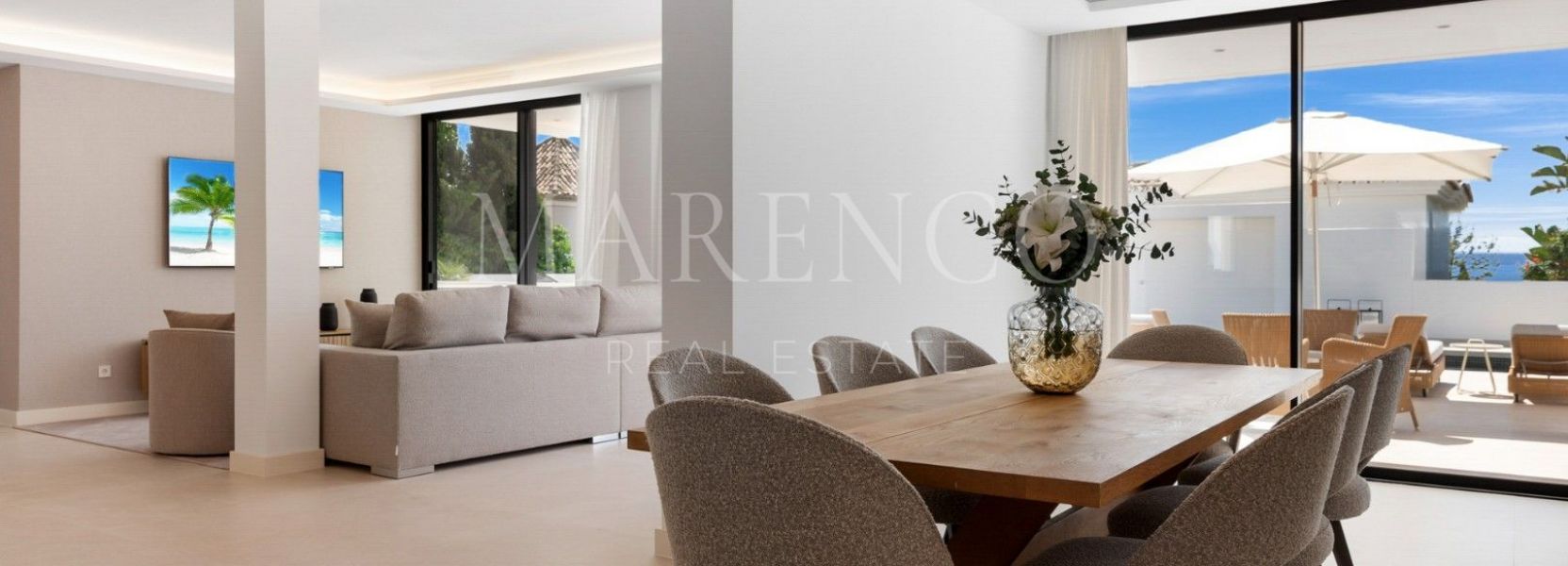 Villa  in El Rosario, Marbella East, Marbella