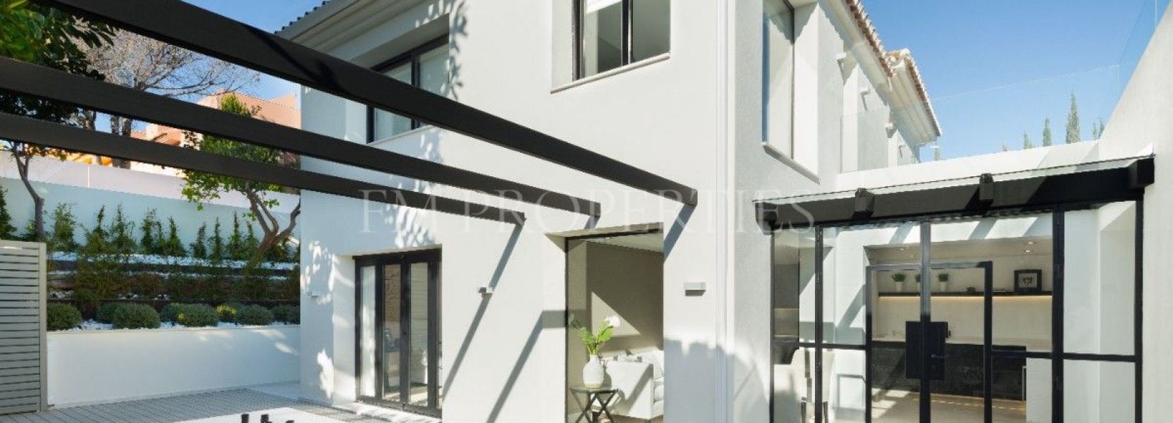 Villa  in Aloha, Nueva Andalucia, Marbella