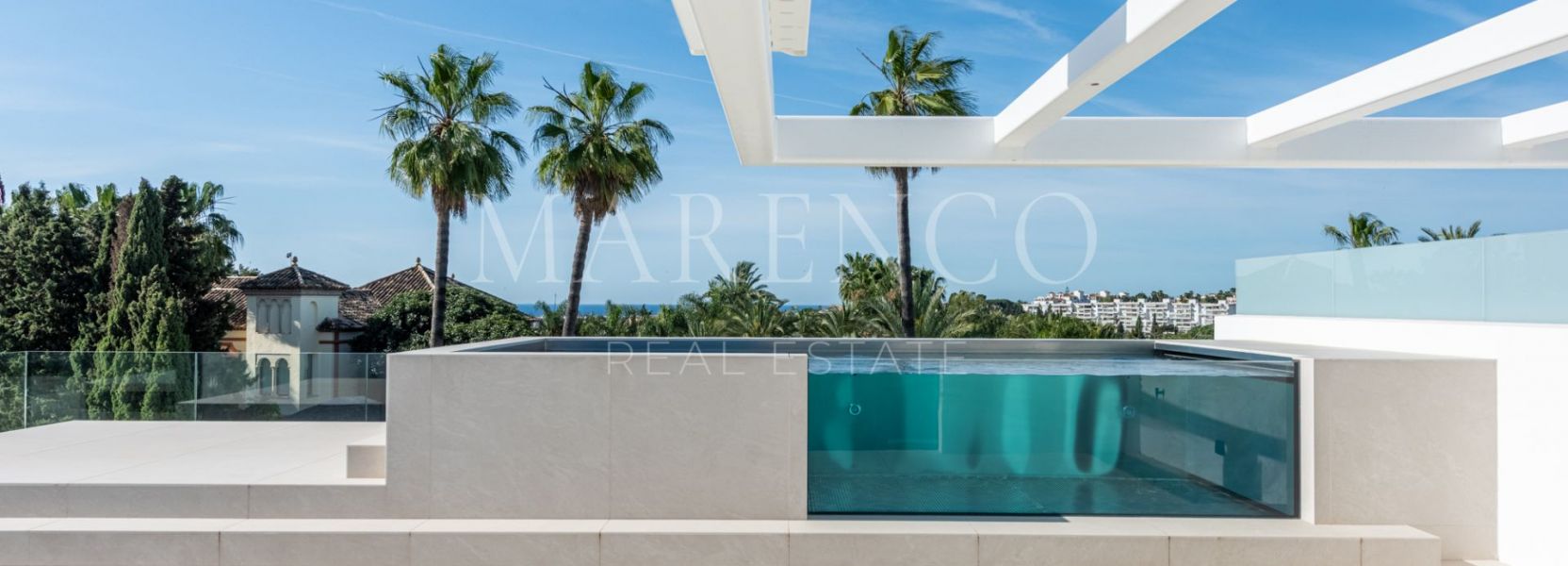 Half Vrijstaande Villa in Nueva Andalucia, Marbella