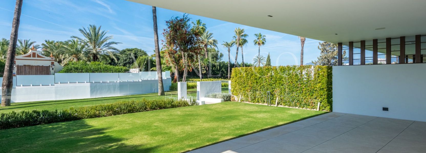 Half Vrijstaande Villa in Nueva Andalucia, Marbella