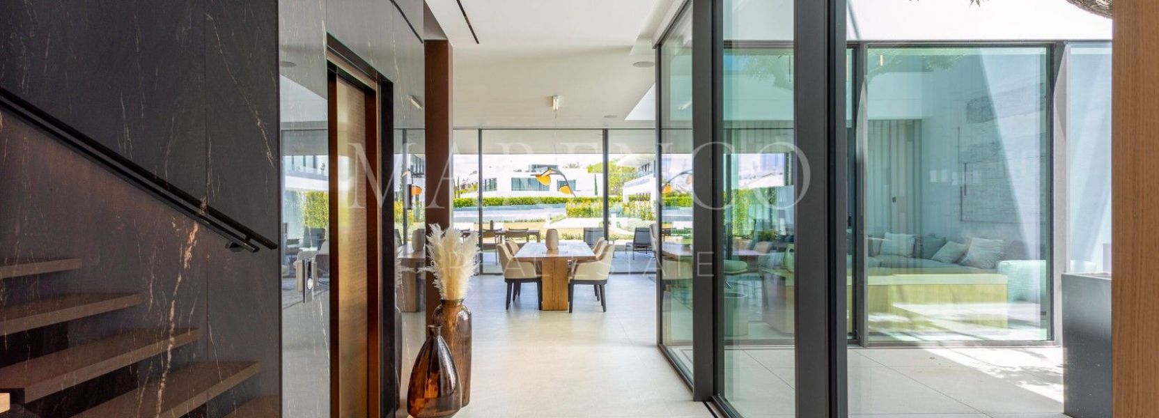 Villa  in Marbella Goldene Meile, Marbella