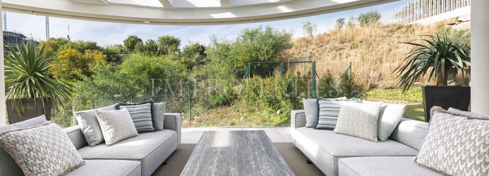 Appartement begane grond  in The View Marbella, Benahavis