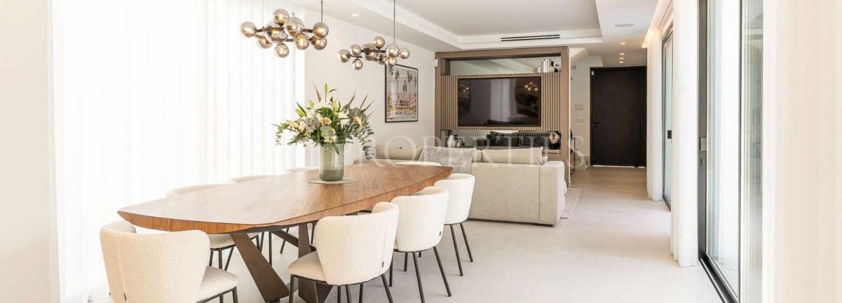 Villa  in Supermanzana H, Nueva Andalucia, Marbella