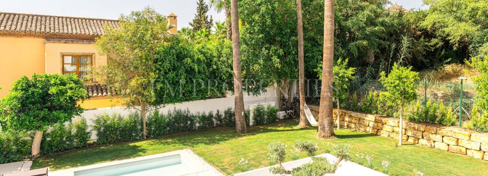 Villa  in Supermanzana H, Nueva Andalucia, Marbella