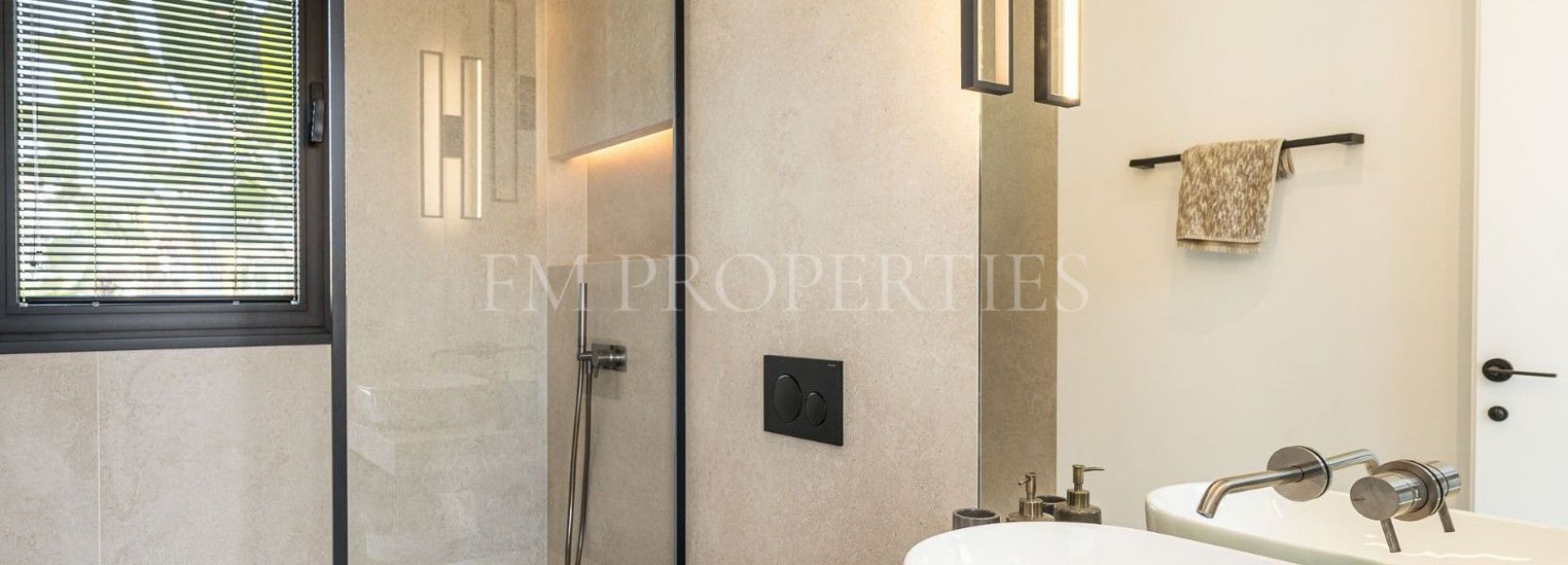 Villa  in Supermanzana H, Nueva Andalucia, Marbella