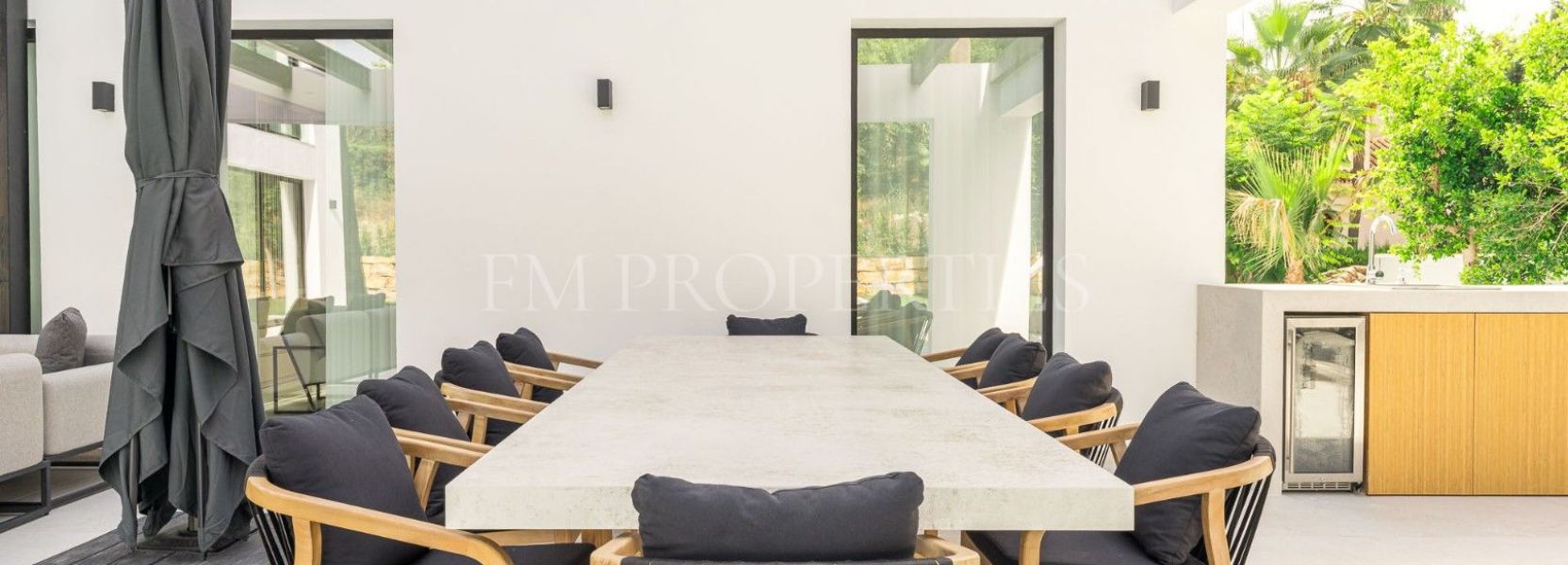 Villa  in Supermanzana H, Nueva Andalucia, Marbella