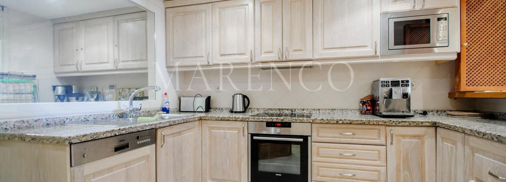 Ground Floor Apartment  in Beach Side New Golden Mile, Estepona East, Estepona