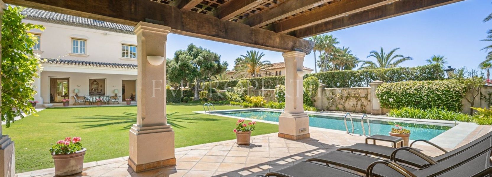 Villa  à Los Monteros, Marbella Est, Marbella