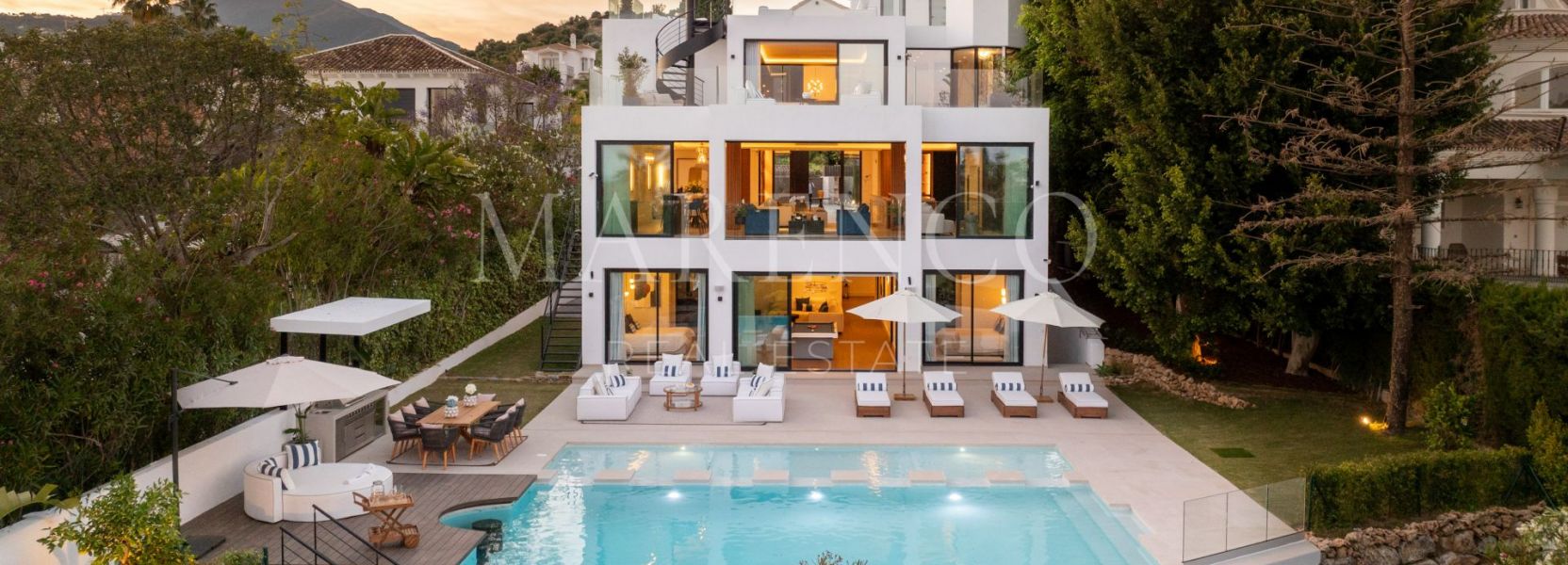 Villa  in Los Naranjos, Nueva Andalucia, Marbella