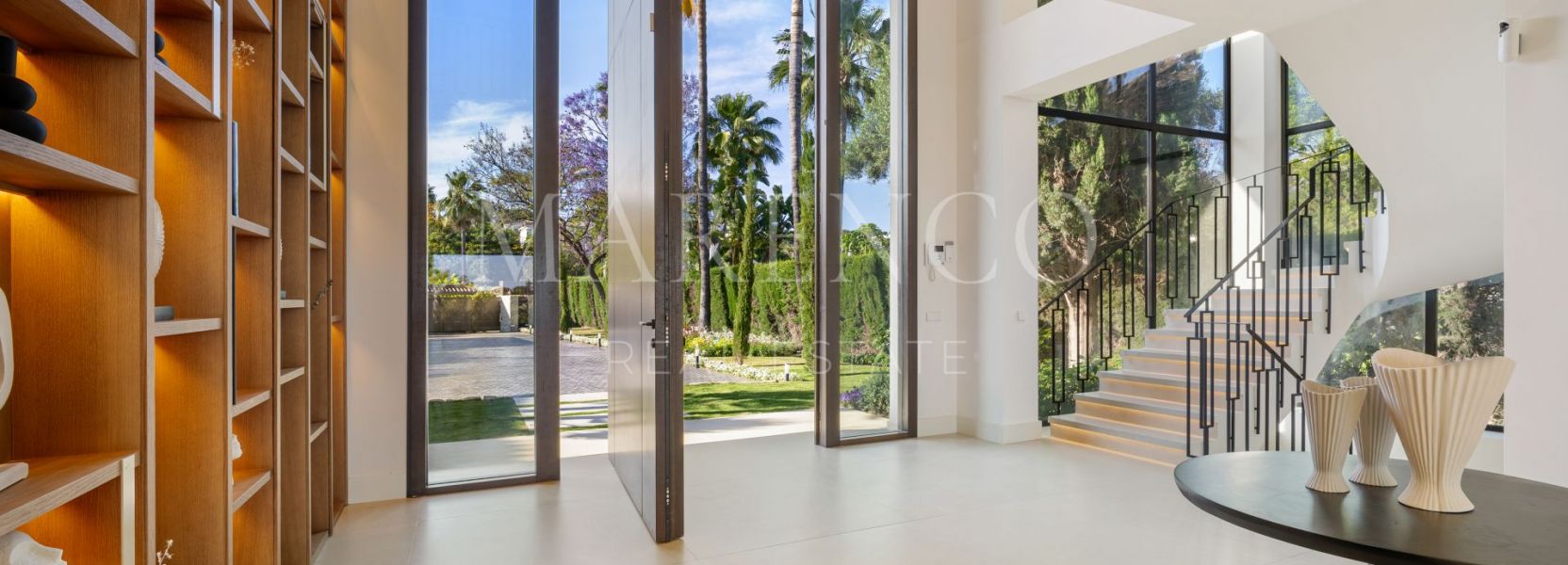 Villa  in Los Naranjos, Nueva Andalucia, Marbella