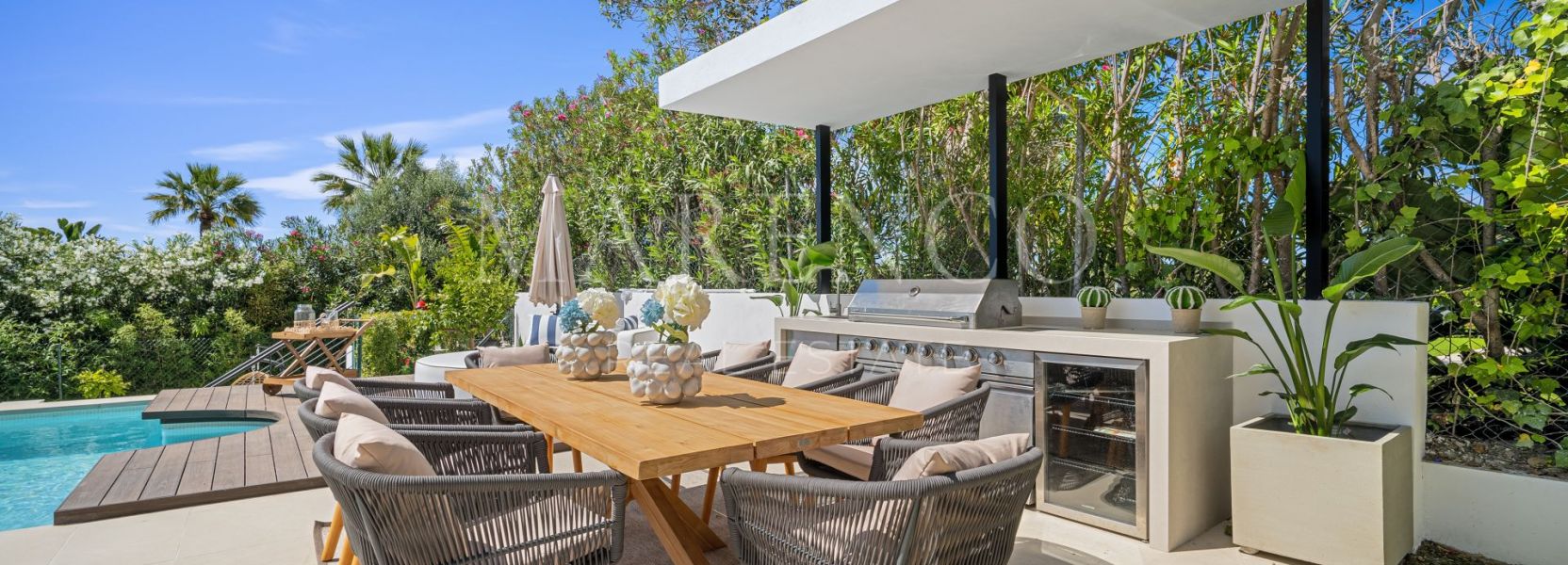 Villa  in Los Naranjos, Nueva Andalucia, Marbella