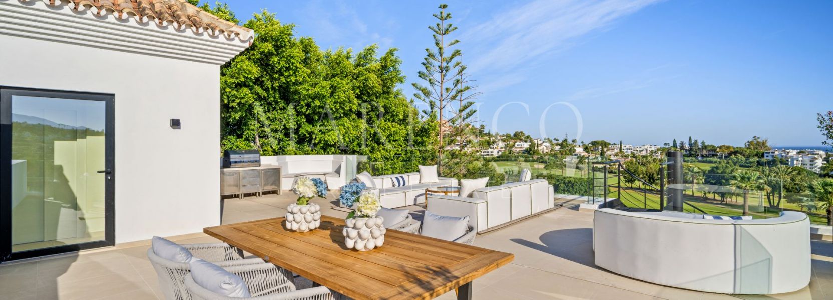 Villa  in Los Naranjos, Nueva Andalucia, Marbella