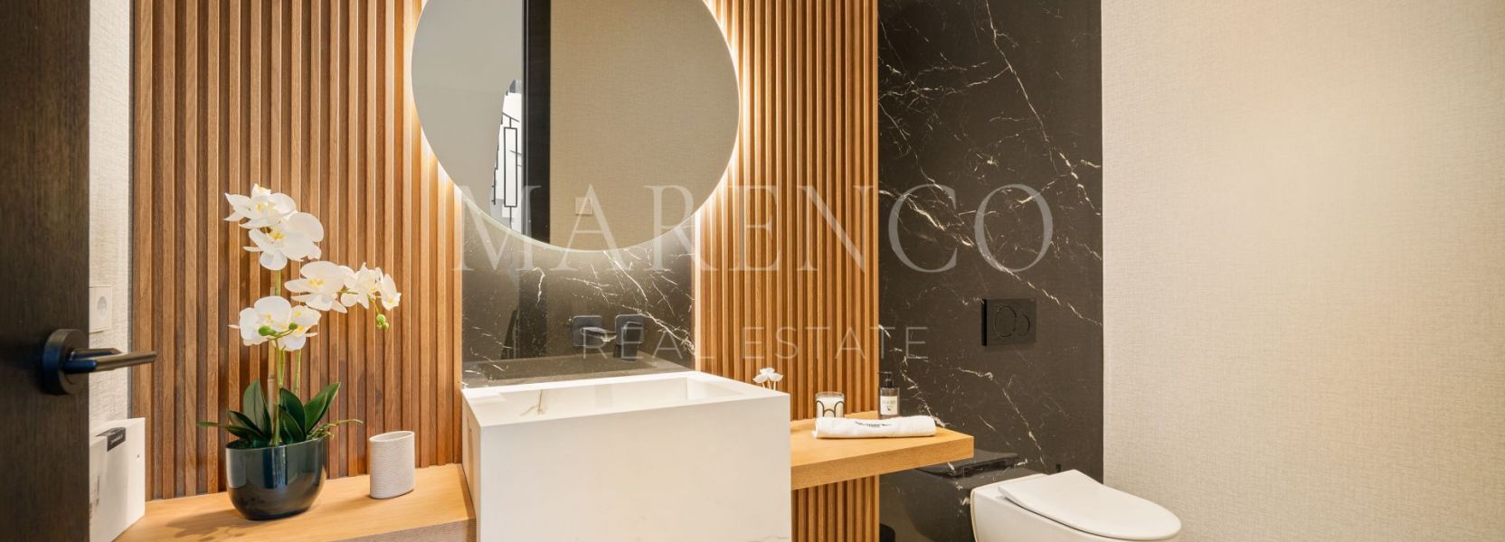 Villa  in Los Naranjos, Nueva Andalucia, Marbella