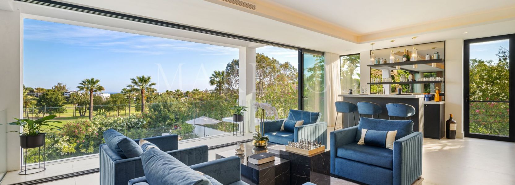 Villa  in Los Naranjos, Nueva Andalucia, Marbella