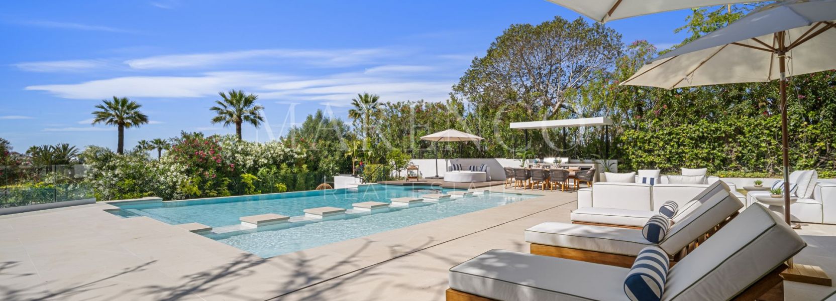 Villa  in Los Naranjos, Nueva Andalucia, Marbella