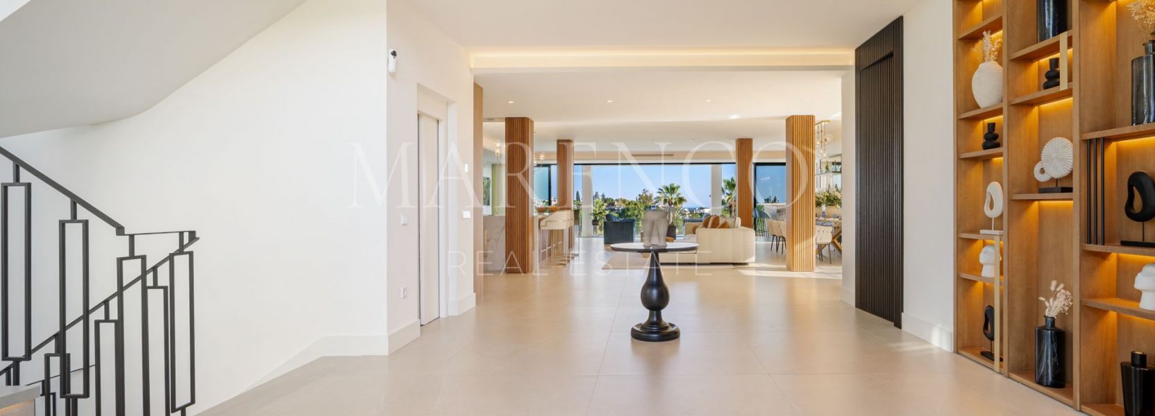 Villa  in Los Naranjos, Nueva Andalucia, Marbella