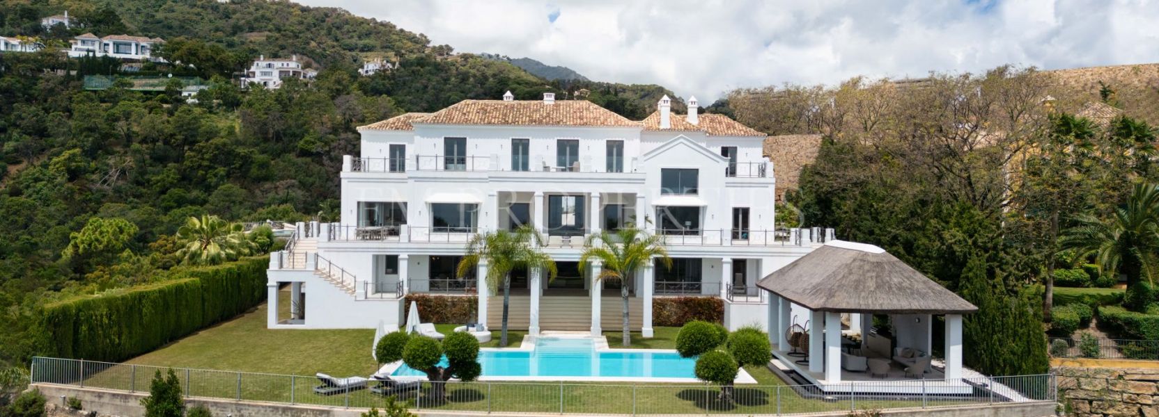 Villa  in El Madroñal, Benahavis