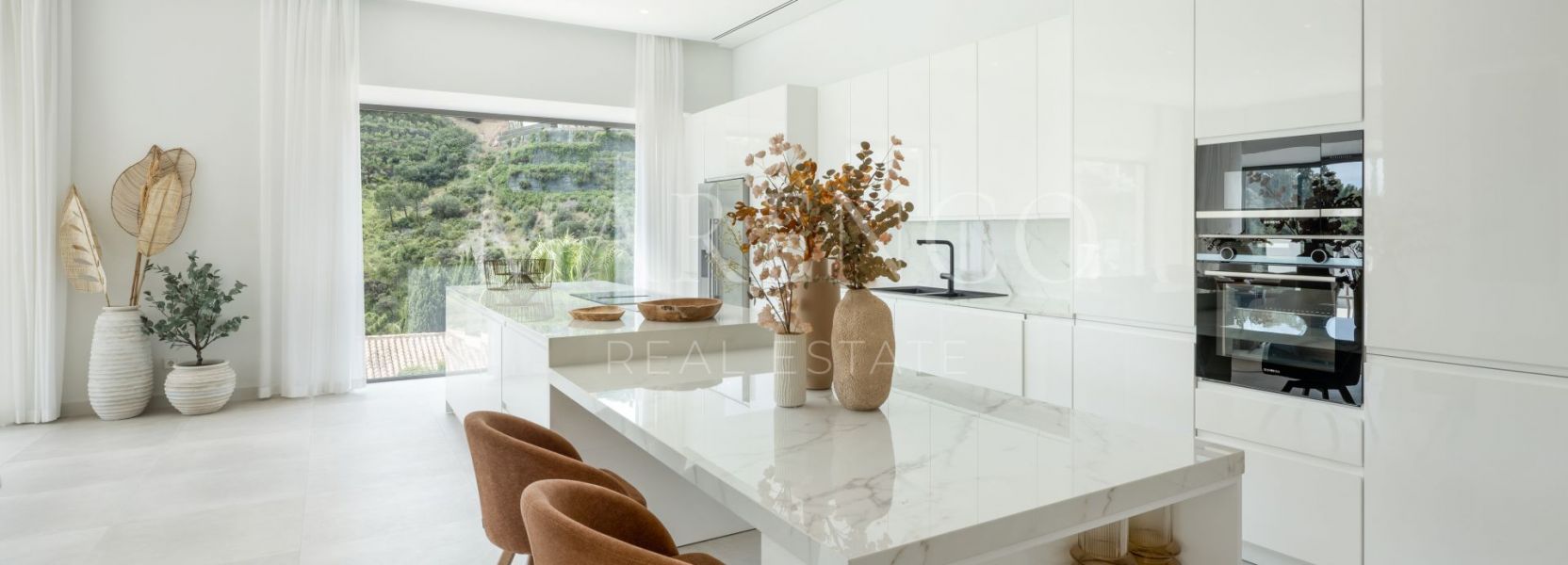 Villa in El Madroñal, Benahavis