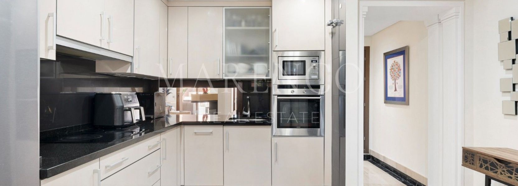 Zweistöckiges Penthouse in Bahia de la Plata, Estepona Ost, Estepona