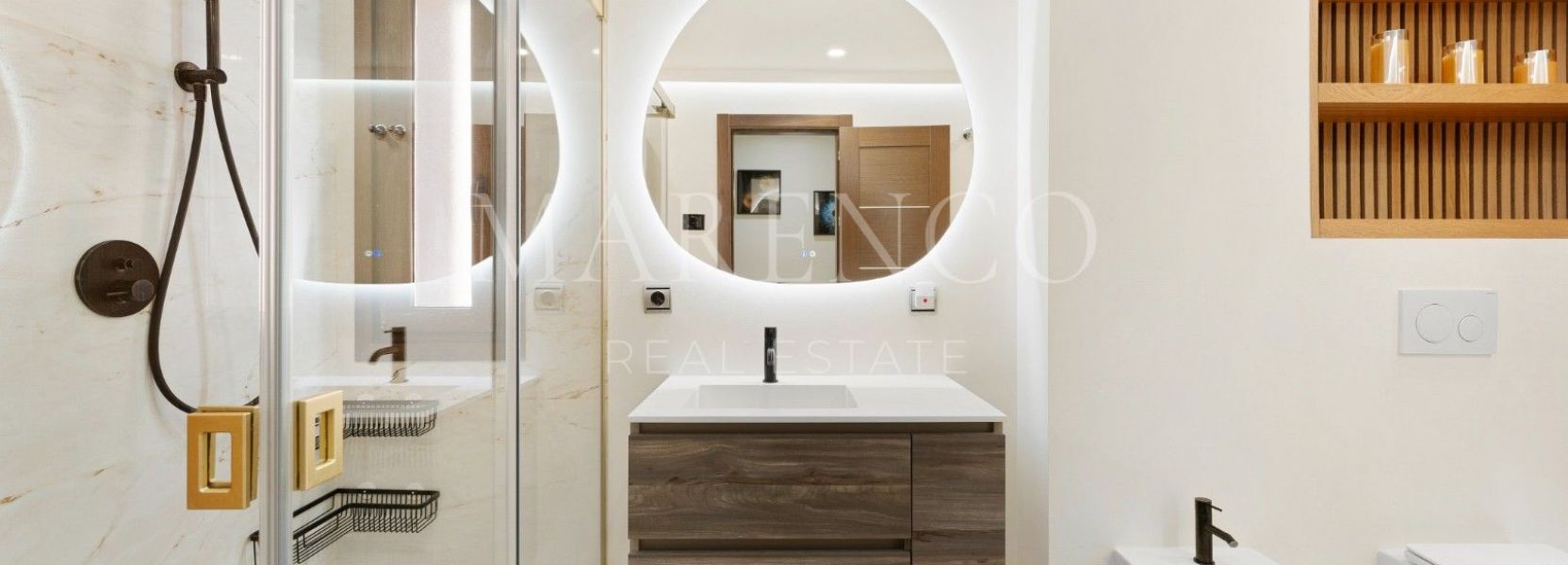 Zweistöckiges Penthouse in Bahia de la Plata, Estepona Ost, Estepona