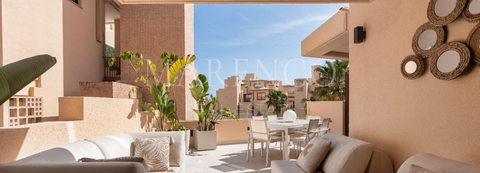 Zweistöckiges Penthouse in Bahia de la Plata, Estepona Ost, Estepona