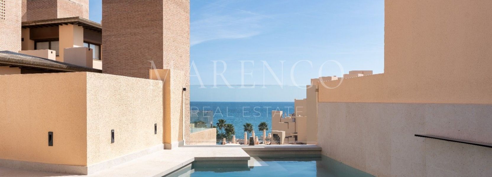 Zweistöckiges Penthouse in Bahia de la Plata, Estepona Ost, Estepona