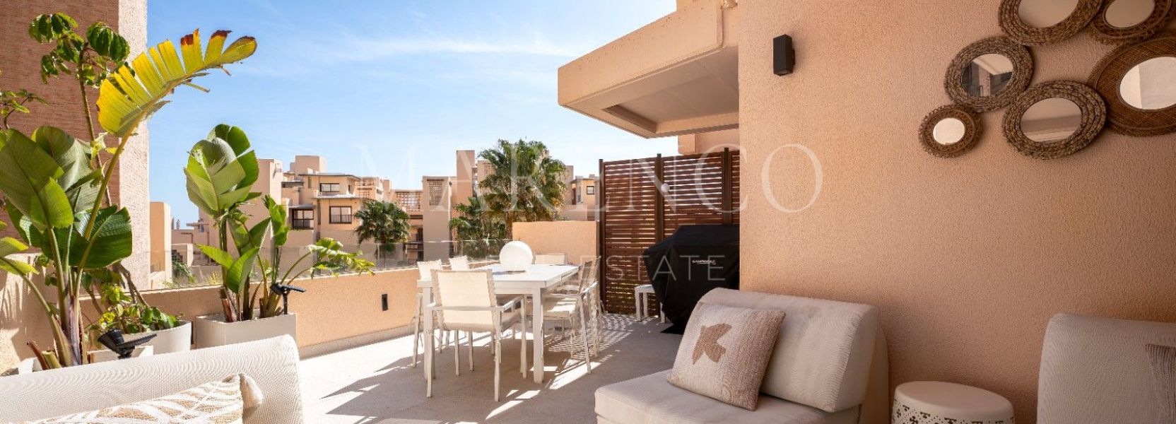 Zweistöckiges Penthouse in Bahia de la Plata, Estepona Ost, Estepona