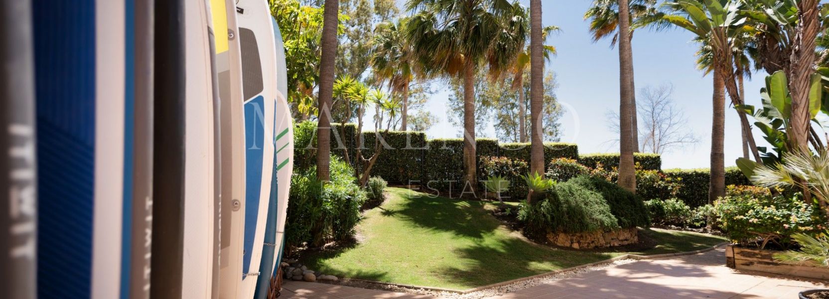 Zweistöckiges Penthouse in Bahia de la Plata, Estepona Ost, Estepona