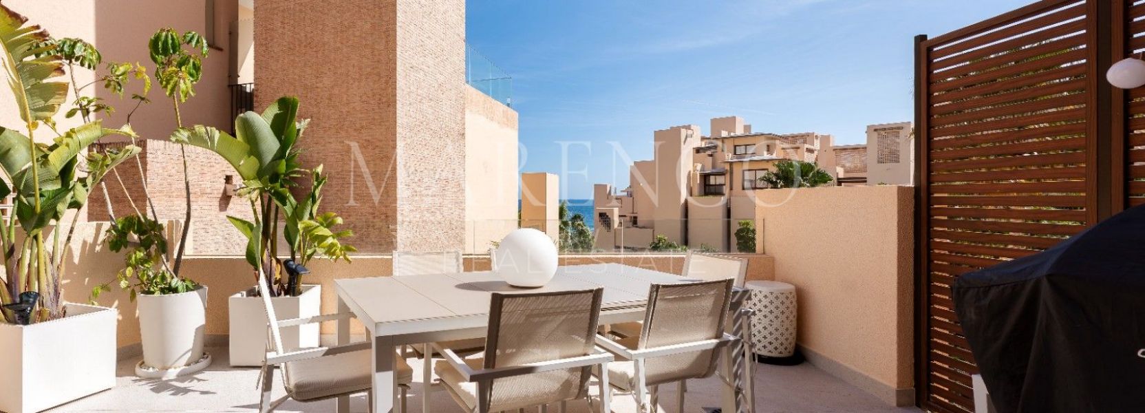 Zweistöckiges Penthouse in Bahia de la Plata, Estepona Ost, Estepona