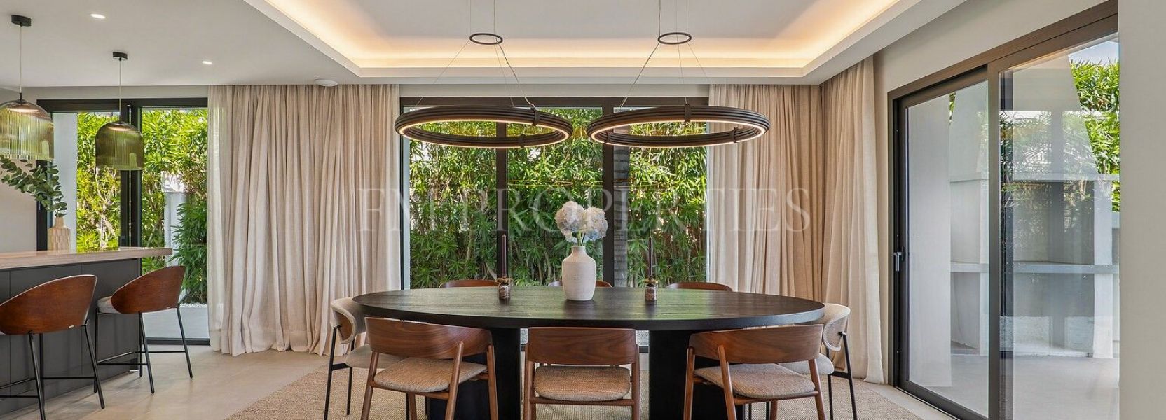 Villa  in Nueva Andalucia, Marbella