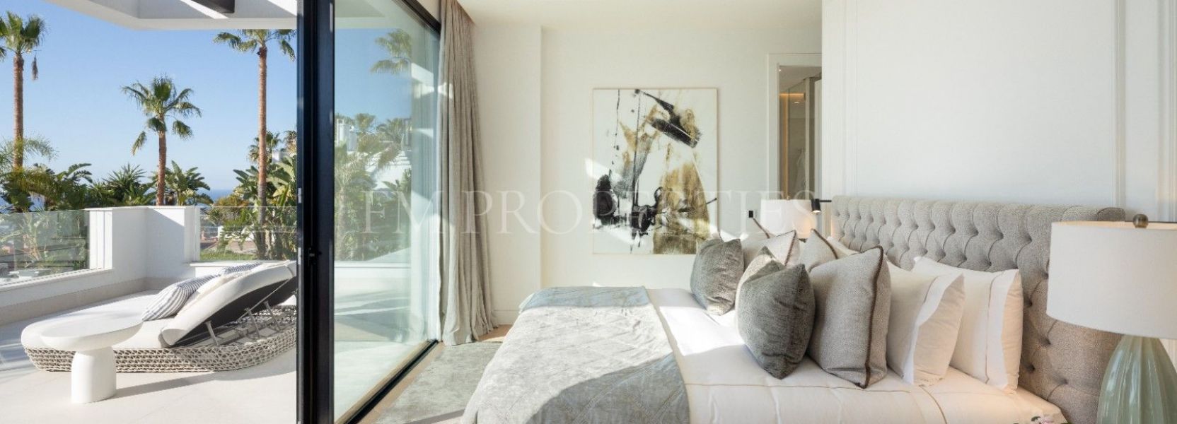 Villa  in Monte Halcones, Benahavis