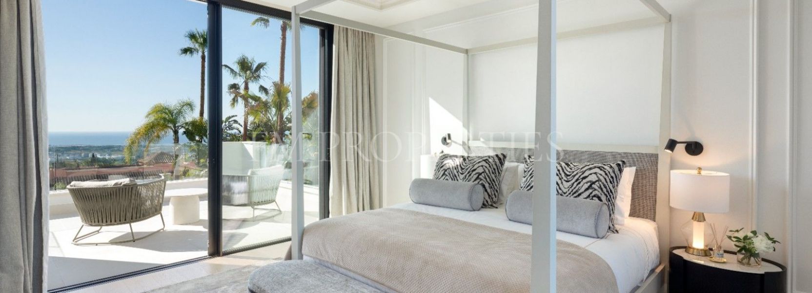 Villa  in Monte Halcones, Benahavis