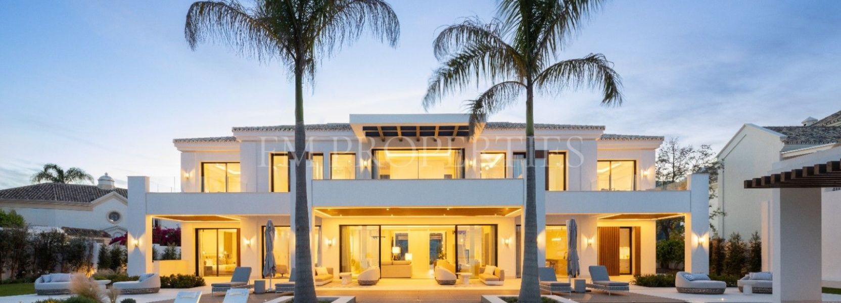 Villa  in Monte Halcones, Benahavis